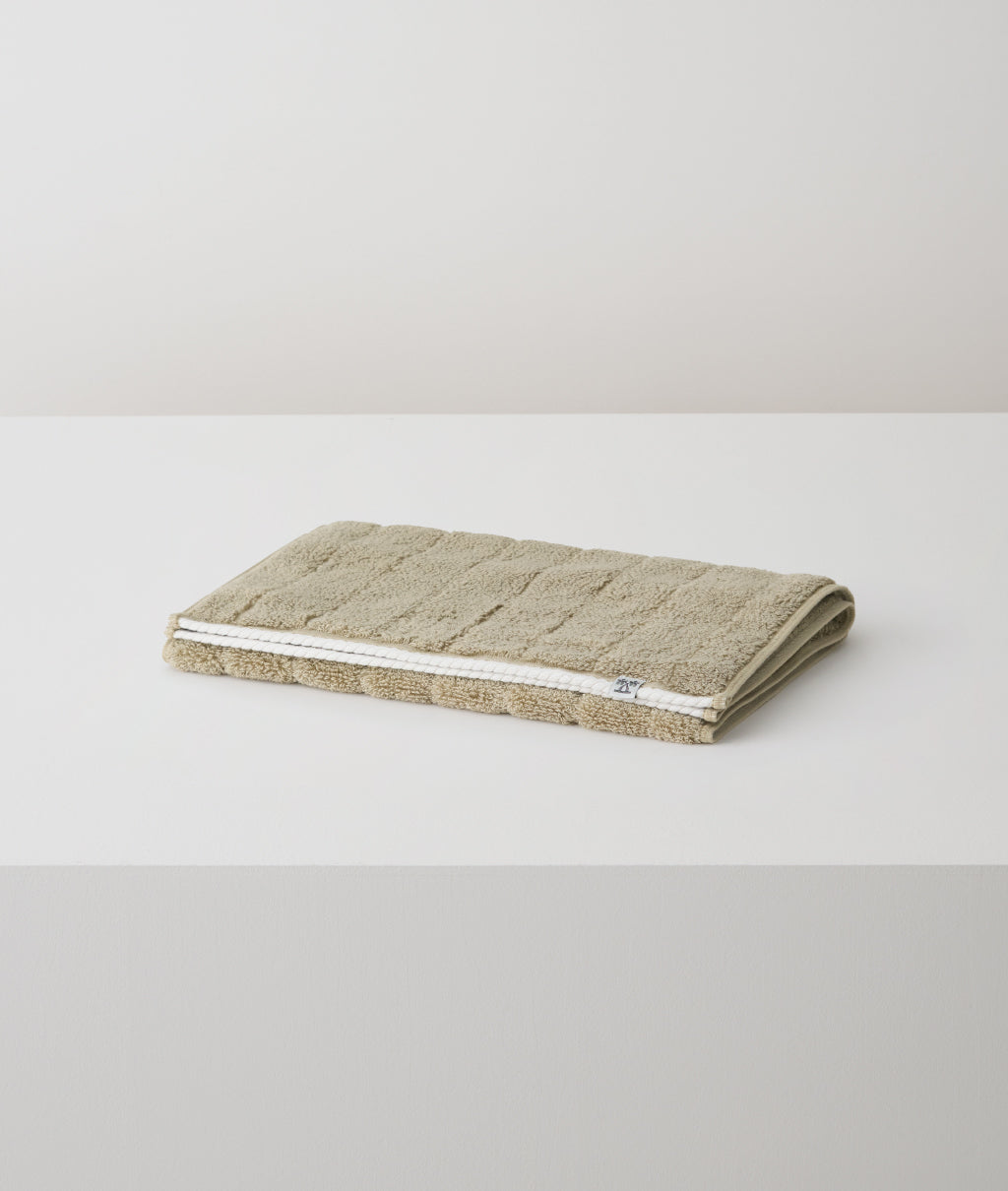PREMIUM CABIN / FACE TOWEL /  PLAZA TAUPE